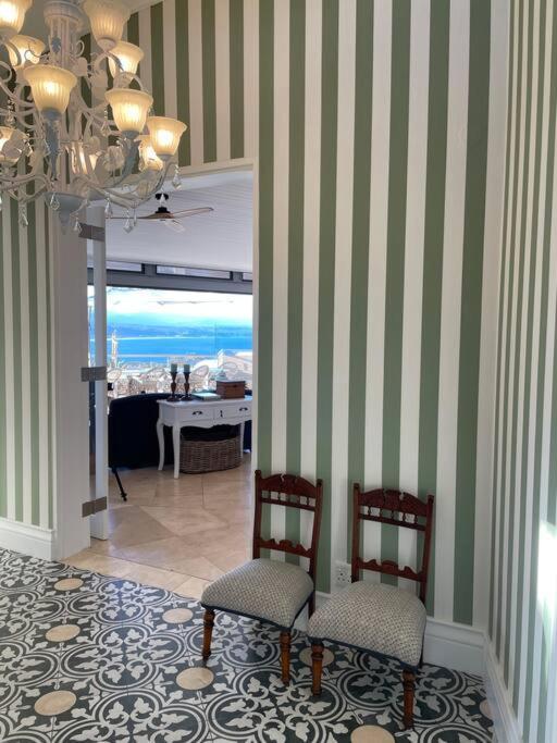 The Upper Deck Penthouse Plettenberg Bay Bagian luar foto